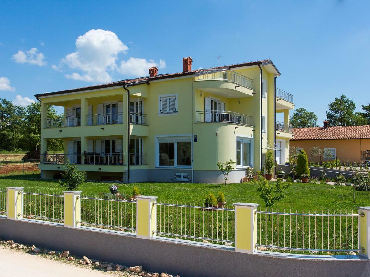 Apartment Maestral Poreč Eksteriør billede
